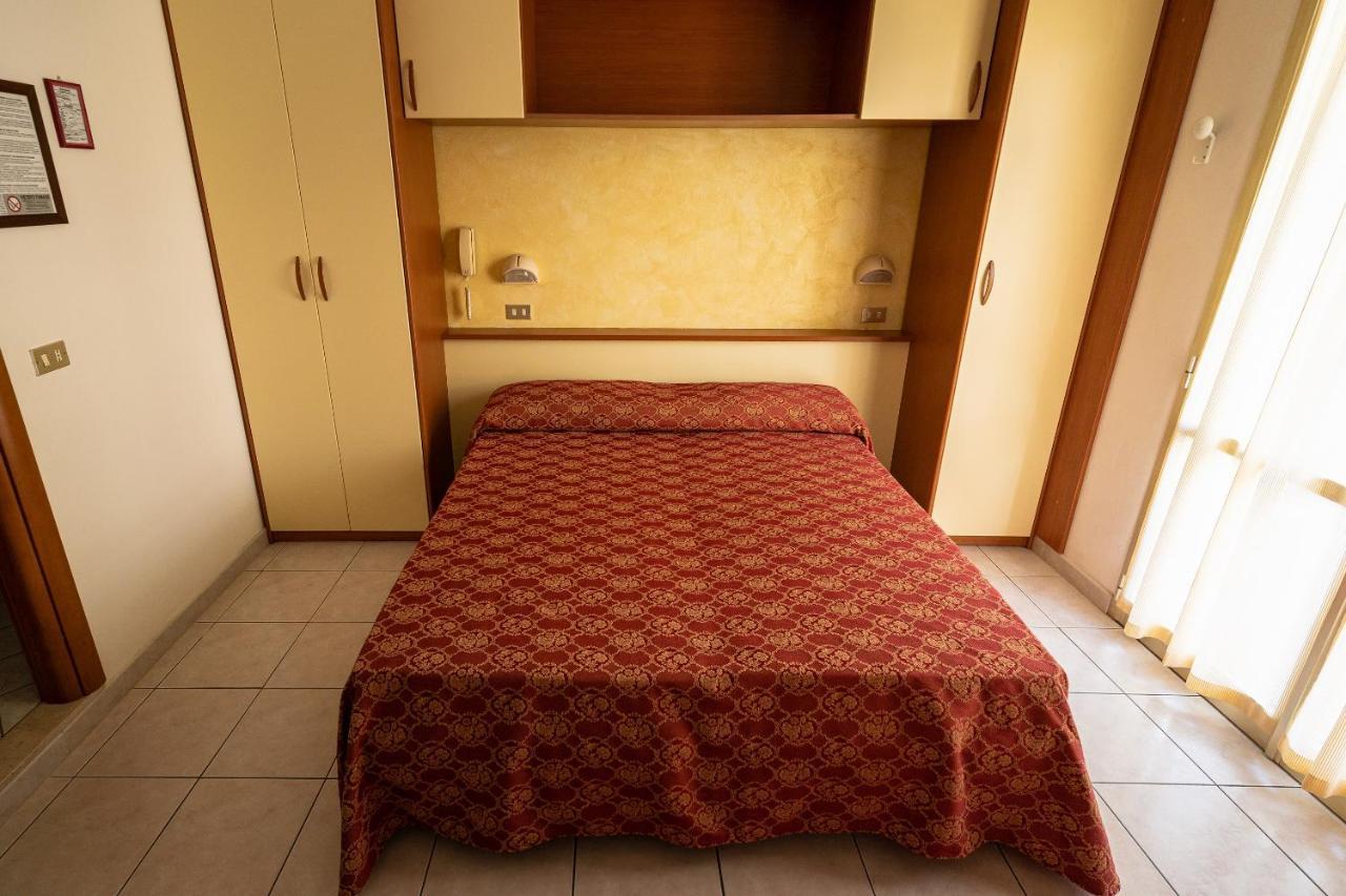 Hotel Zanella 체르비아 외부 사진